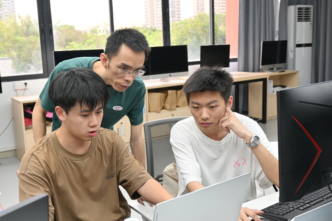 杜劍 扎根“游戲”講壇21年，廣州軟件開發的領航者